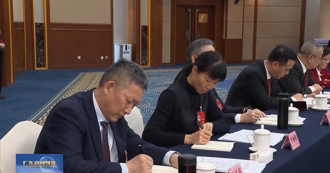 20240306-3-全国人大代表李长东：加快发展方式绿色转型，，，，，，助力实现“双碳”目标.png